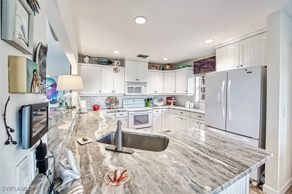 3362 Barra Circle Sanibel FL 33957