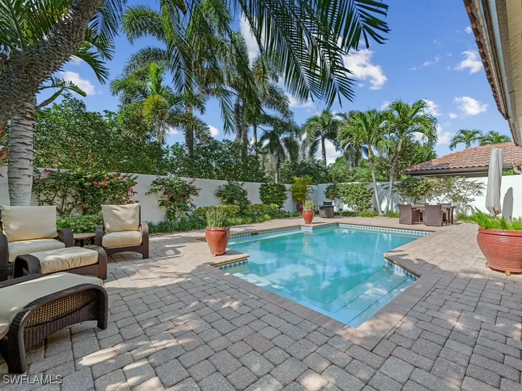 6 Las Brisas Way Naples FL 34108