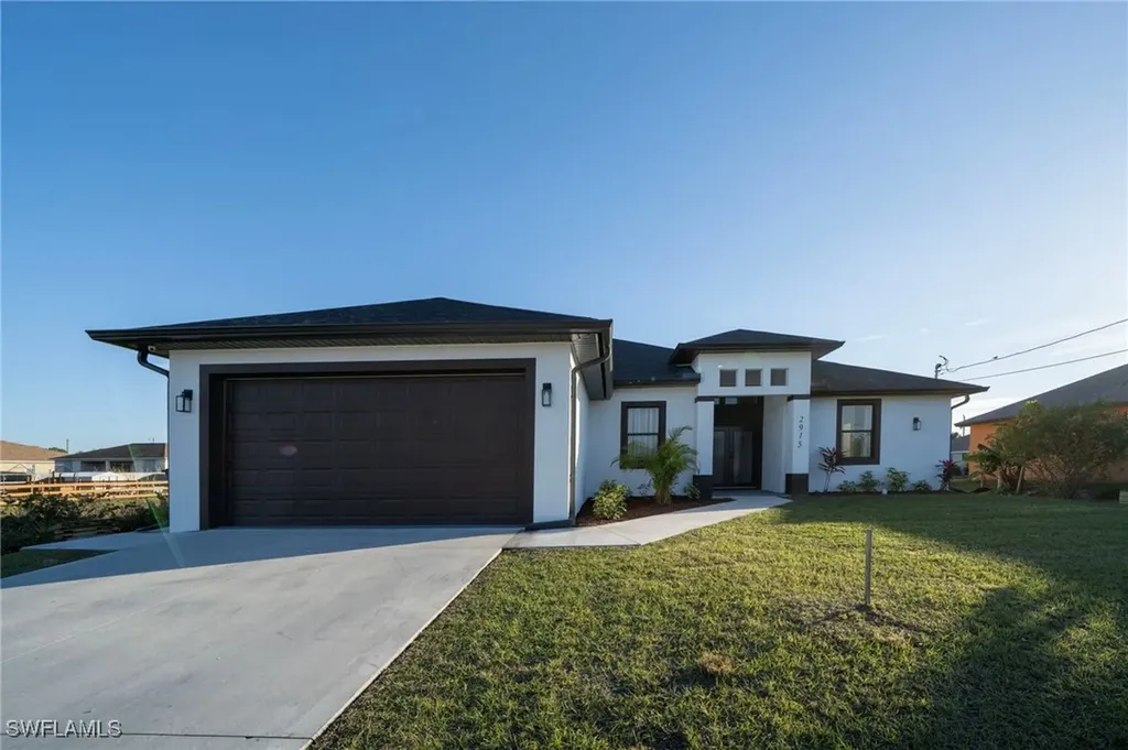 2915 5th Street SW Lehigh Acres FL 33976