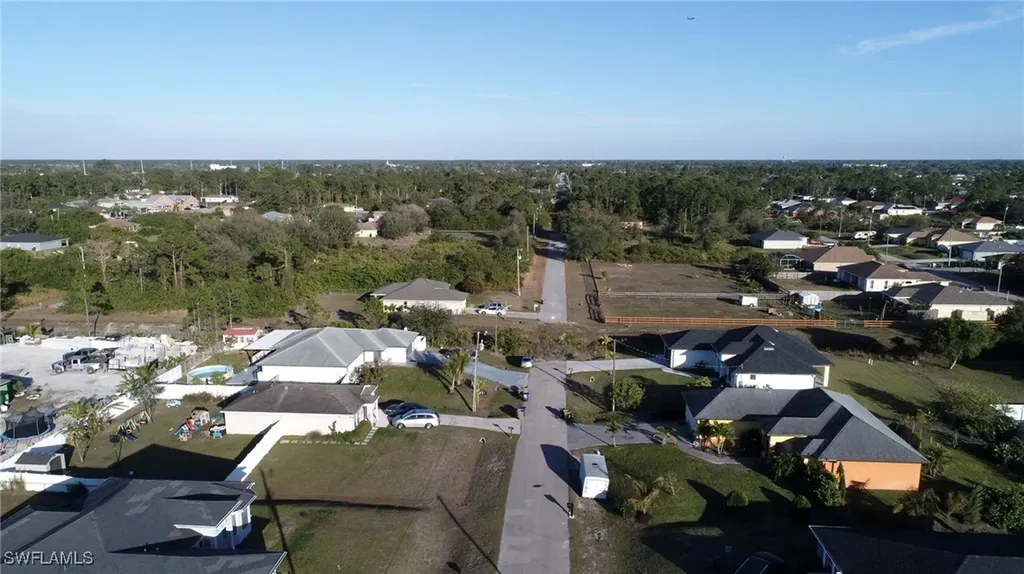 2915 5th Street SW Lehigh Acres FL 33976
