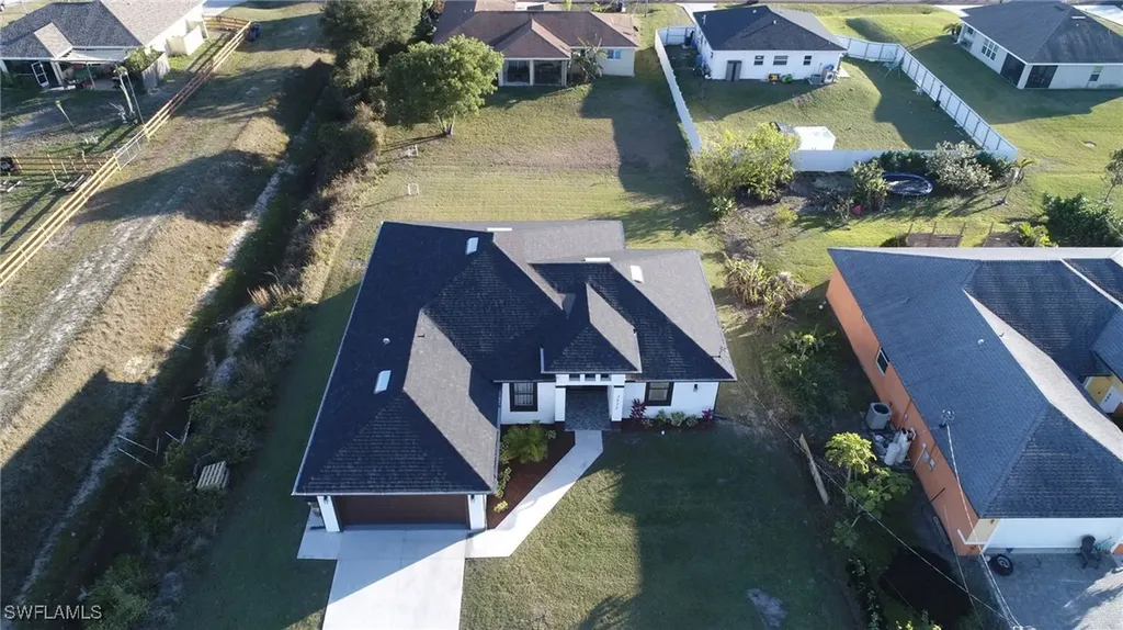 2915 5th Street SW Lehigh Acres FL 33976
