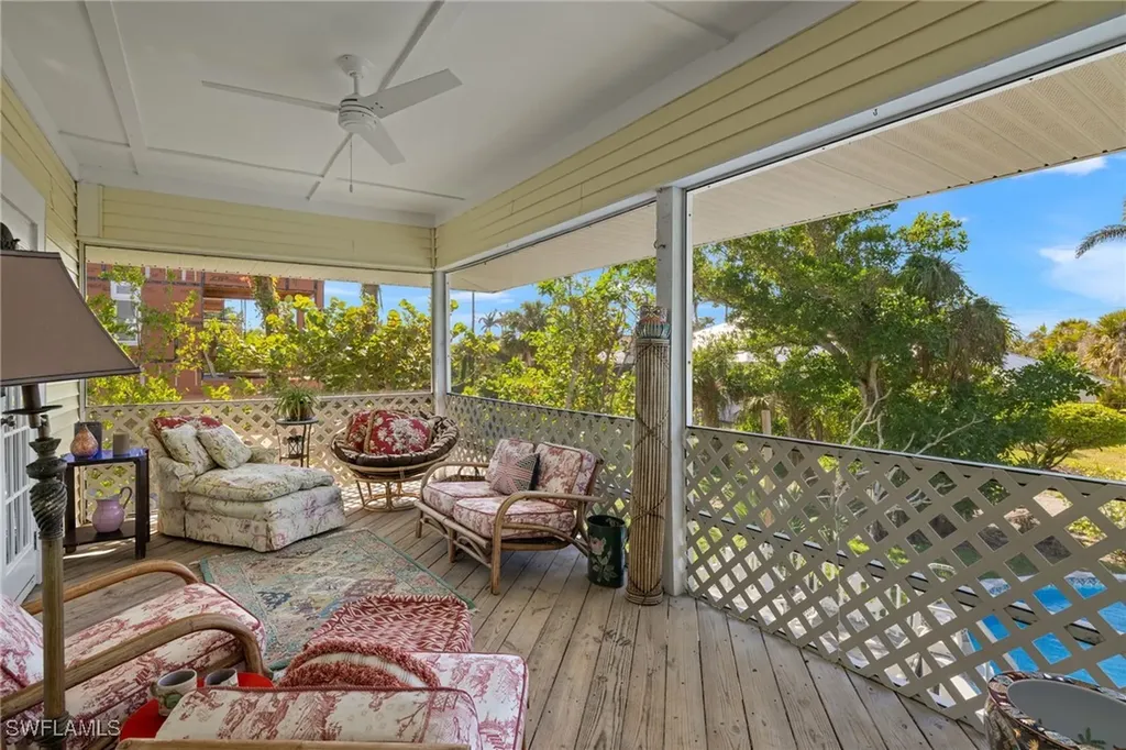 551 Sea Oats Drive Sanibel FL 33957