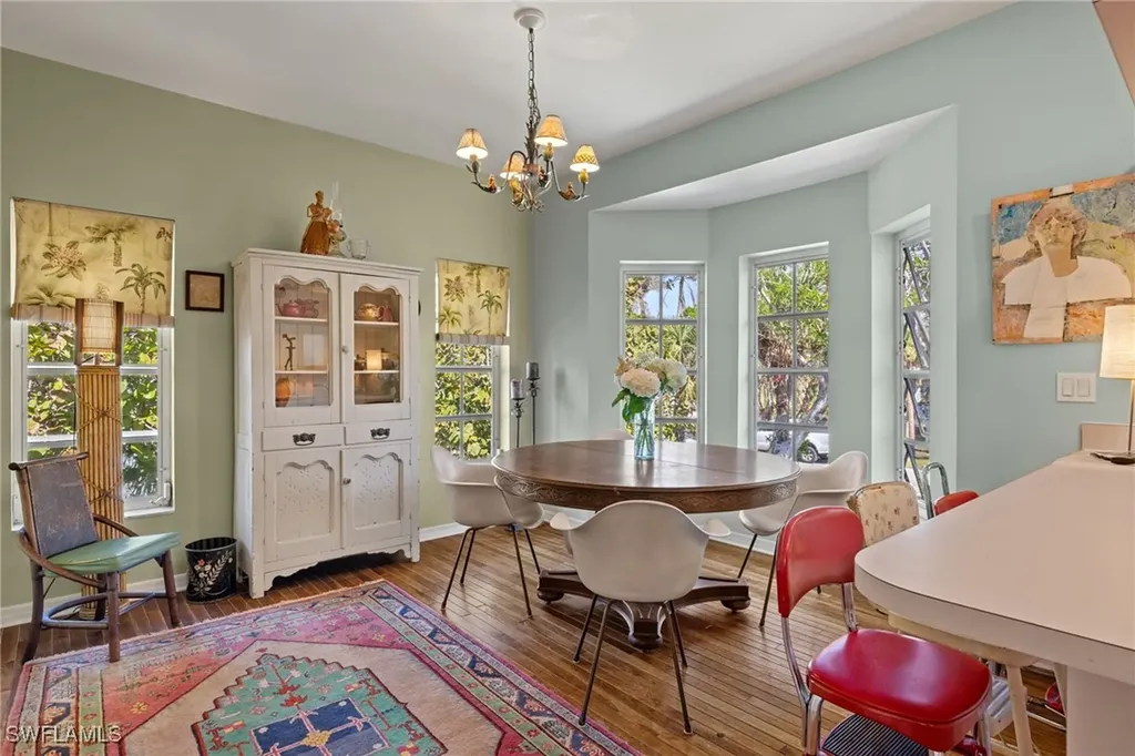 551 Sea Oats Drive Sanibel FL 33957