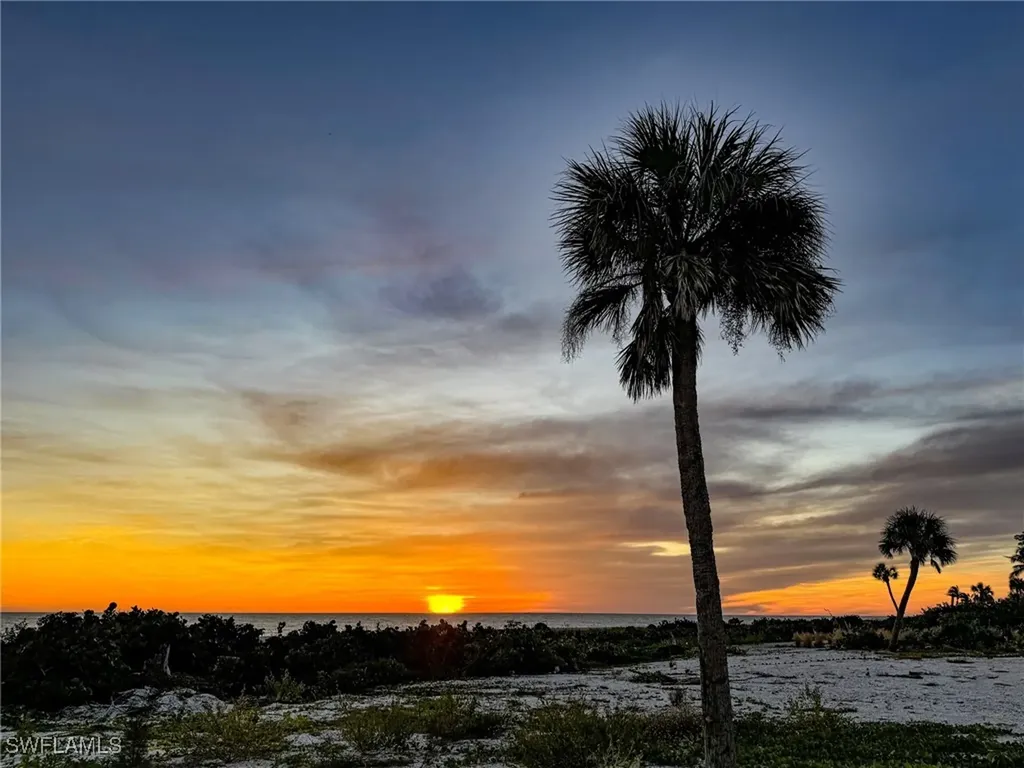 551 Sea Oats Drive Sanibel FL 33957