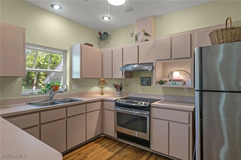 551 Sea Oats Drive Sanibel FL 33957