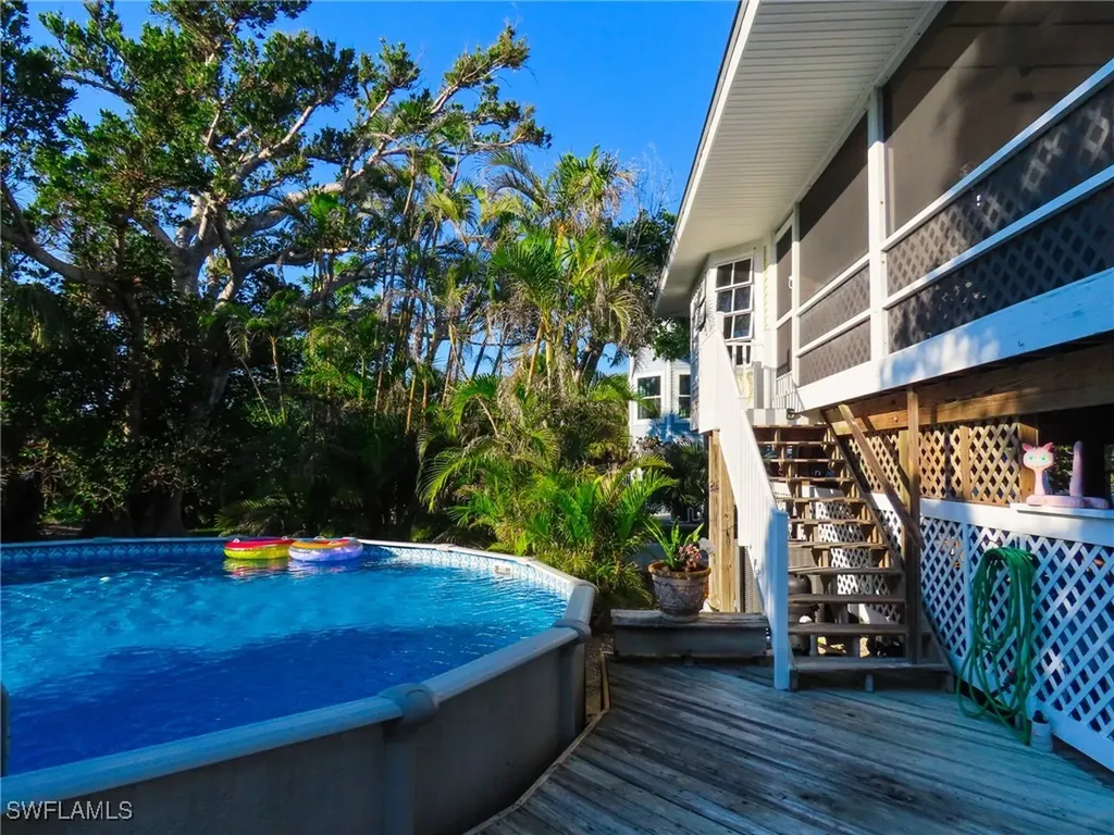 551 Sea Oats Drive Sanibel FL 33957