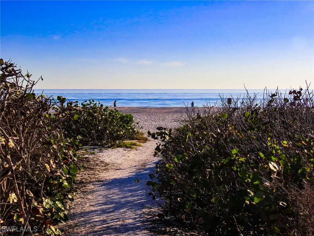 551 Sea Oats Drive Sanibel FL 33957
