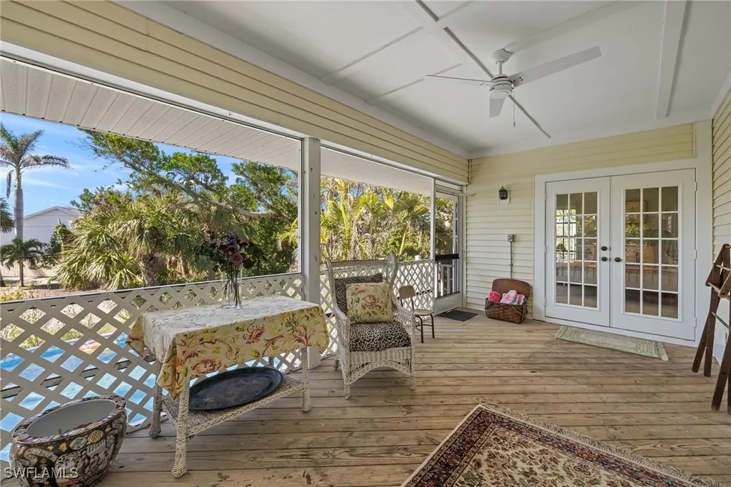 551 Sea Oats Drive Sanibel FL 33957