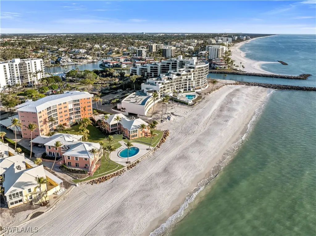 2401 Gulf Shore Boulevard N Naples FL 34103