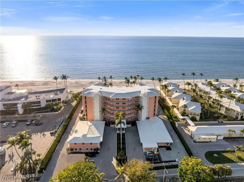 2401 Gulf Shore Boulevard N Naples FL 34103