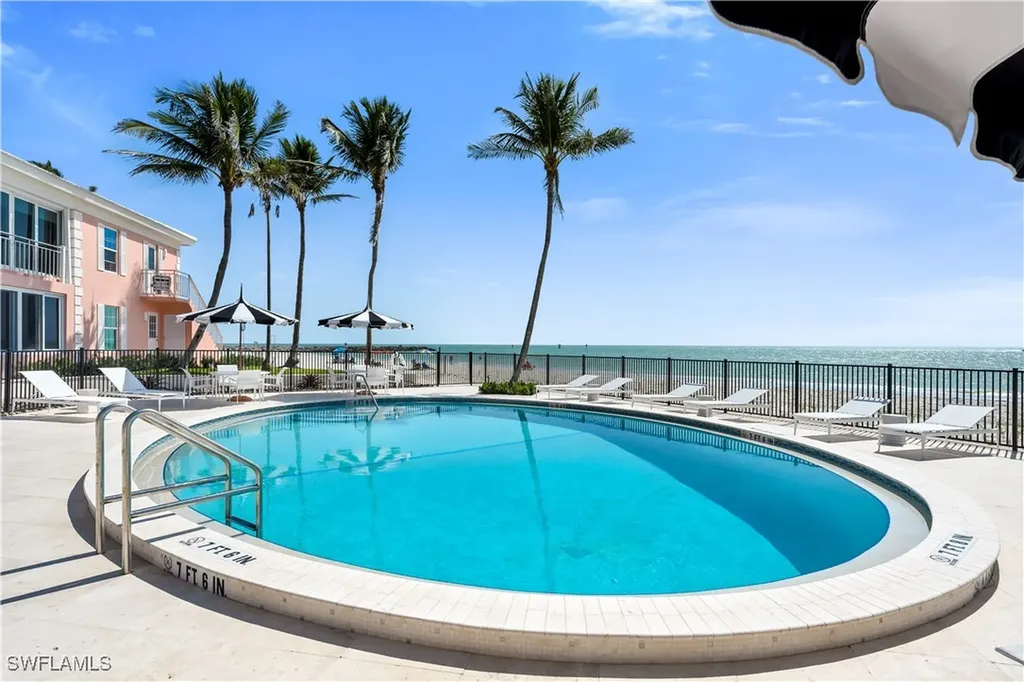 2401 Gulf Shore Boulevard N Naples FL 34103