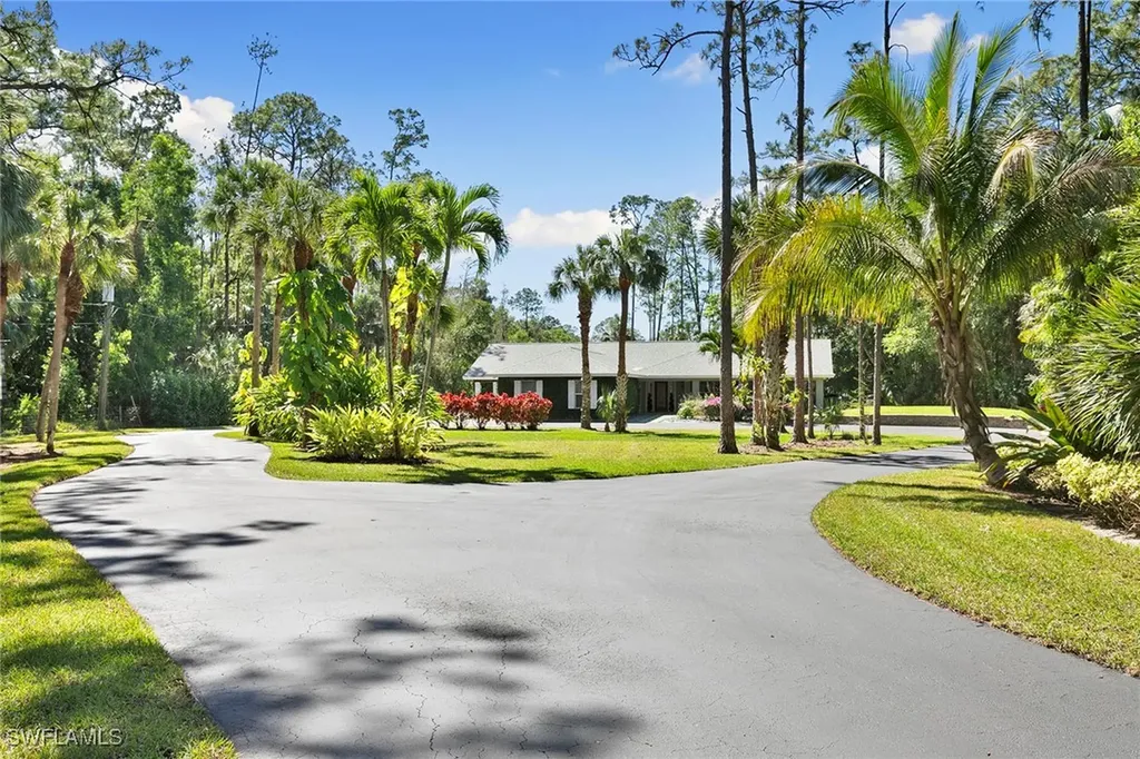 5770 Shady Oaks Lane Naples FL 34119