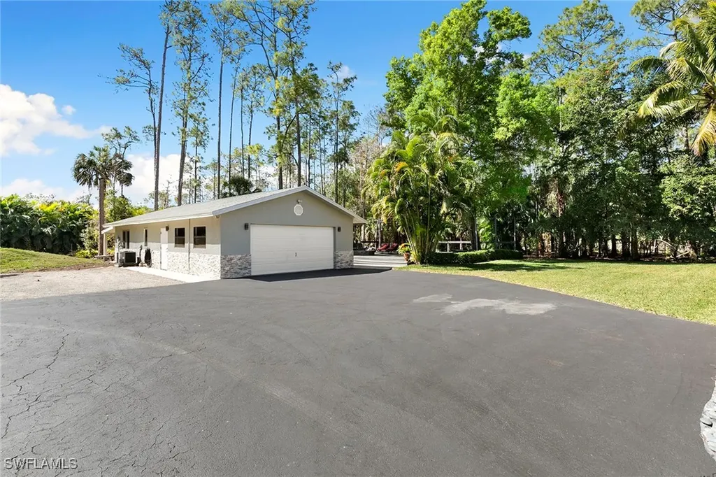 5770 Shady Oaks Lane Naples FL 34119