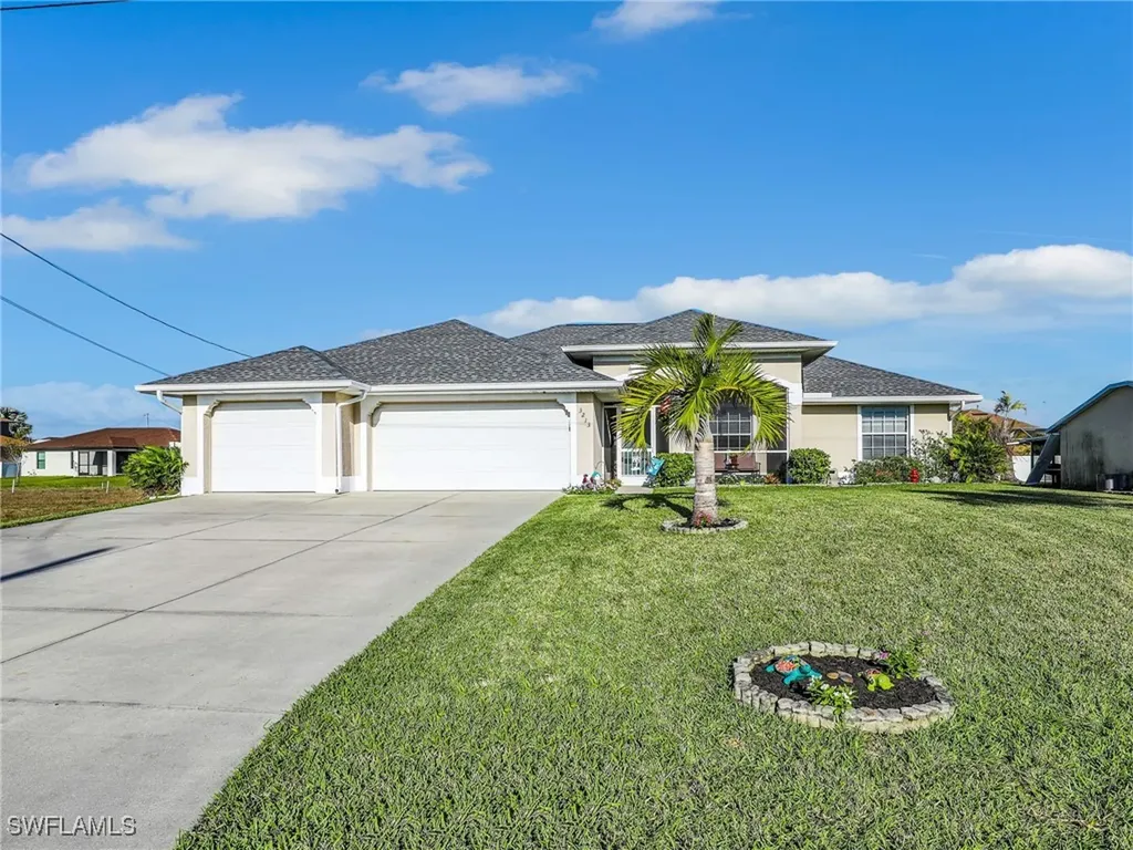 3213 NW 2nd Place Cape Coral FL 33993