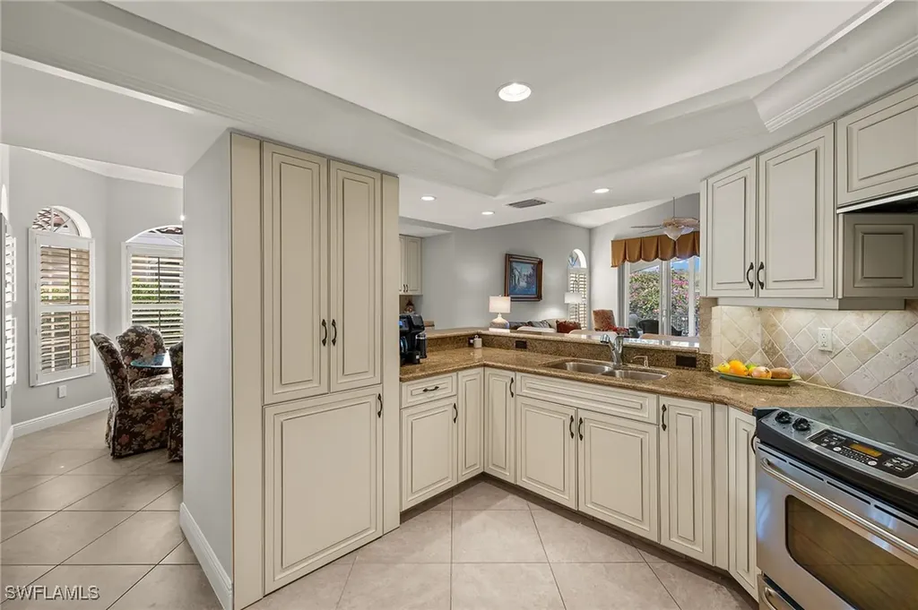 8453 Abbington Circle Naples FL 34108
