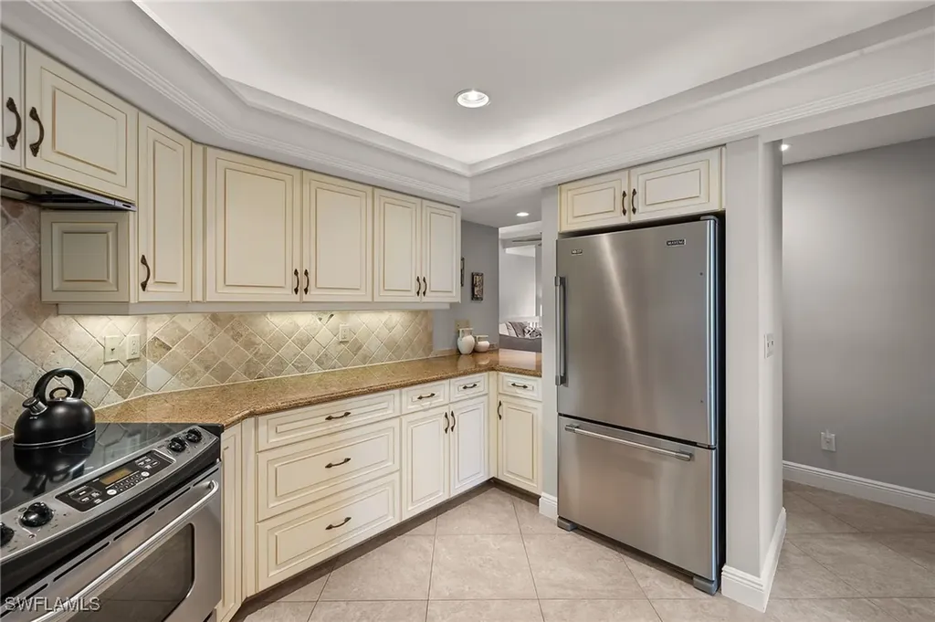 8453 Abbington Circle Naples FL 34108