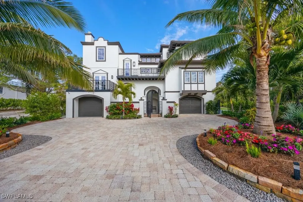 1004 Bayview Drive Sanibel FL 33957