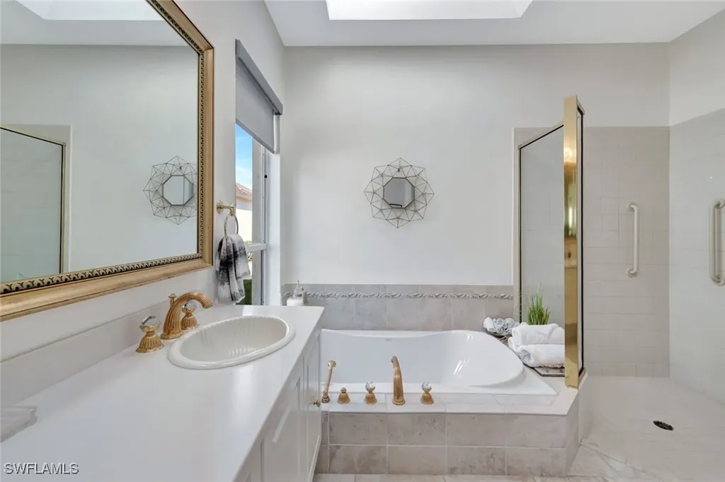 5917 Ashford Lane Naples FL 34110