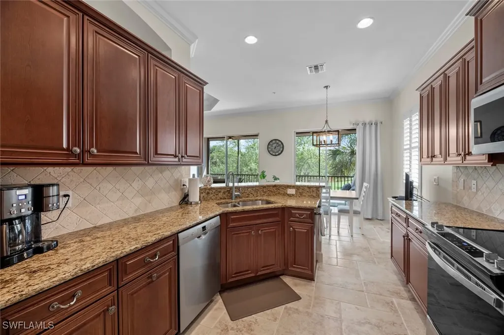 10361 Glastonbury Circle Fort Myers FL 33913