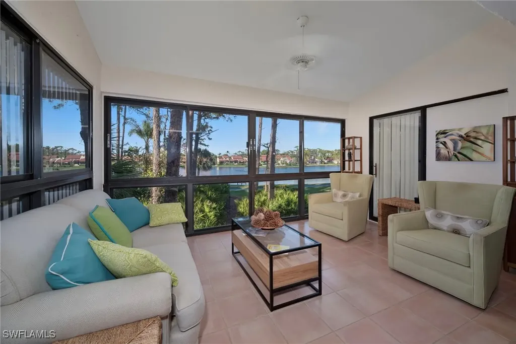 325 Bay Forest Drive Naples FL 34110