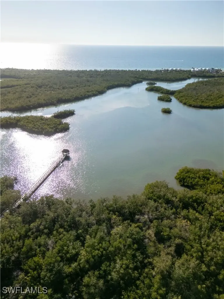 325 Bay Forest Drive Naples FL 34110