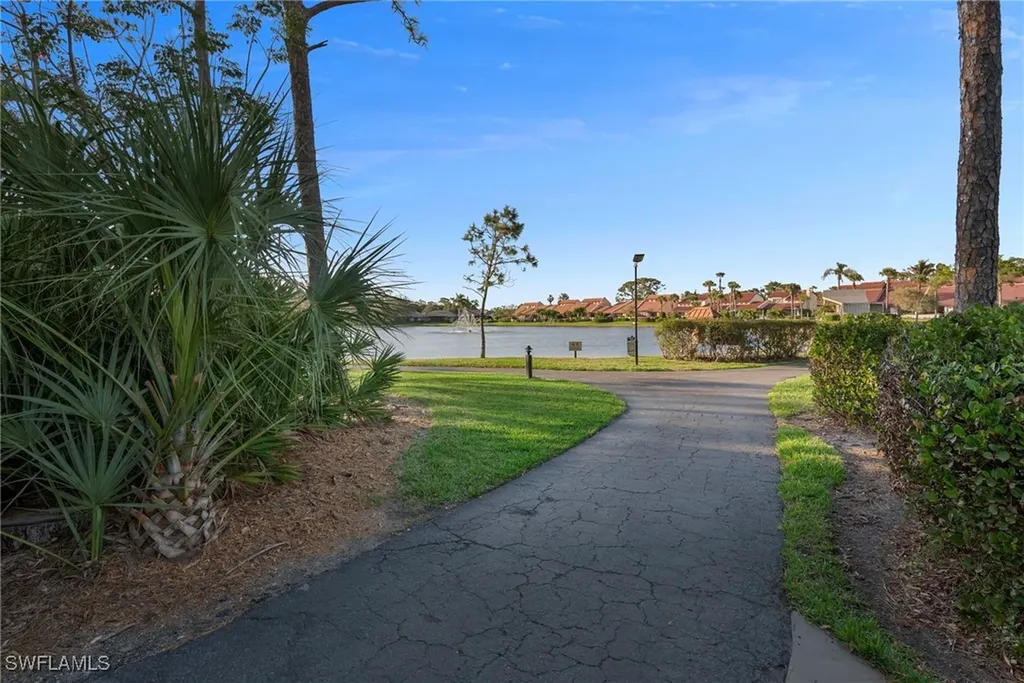 325 Bay Forest Drive Naples FL 34110