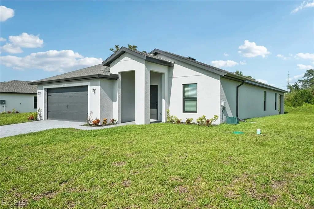 812 Gen D Macarthur Avenue Labelle FL 33935