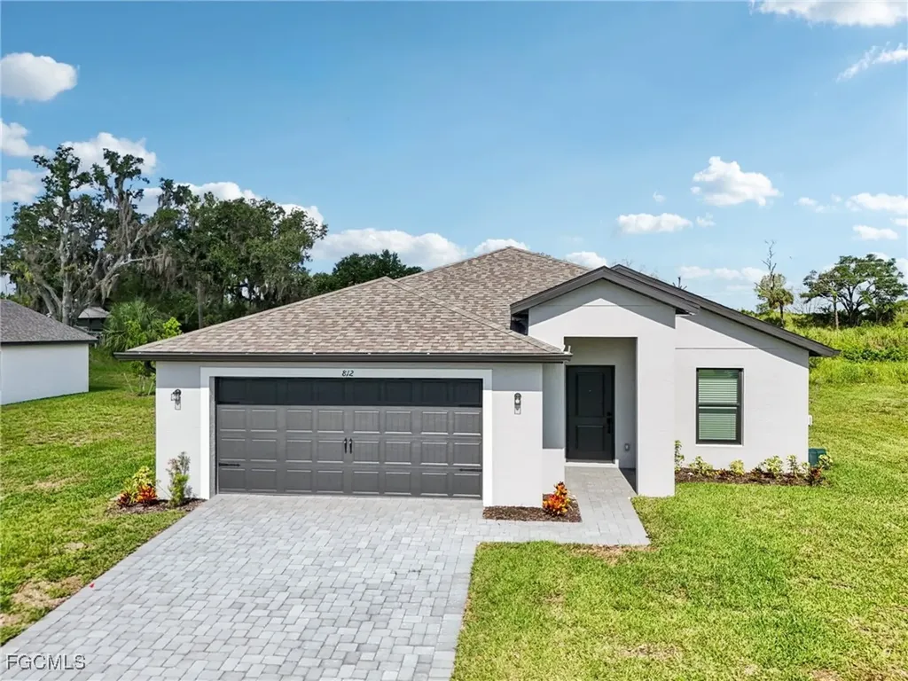 812 Gen D Macarthur Avenue Labelle FL 33935