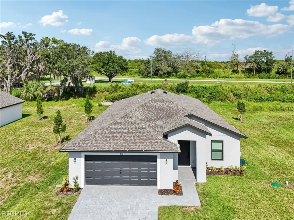 812 Gen D Macarthur Avenue Labelle FL 33935