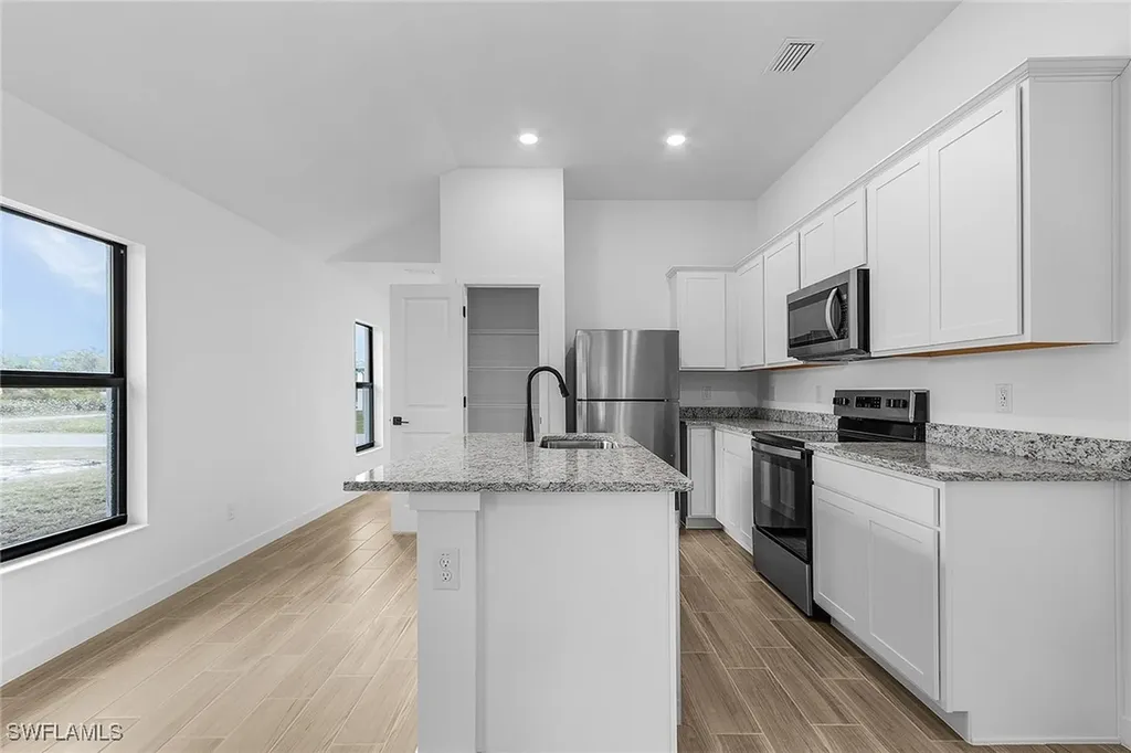 816 Gen D Macarthur Avenue Labelle FL 33935