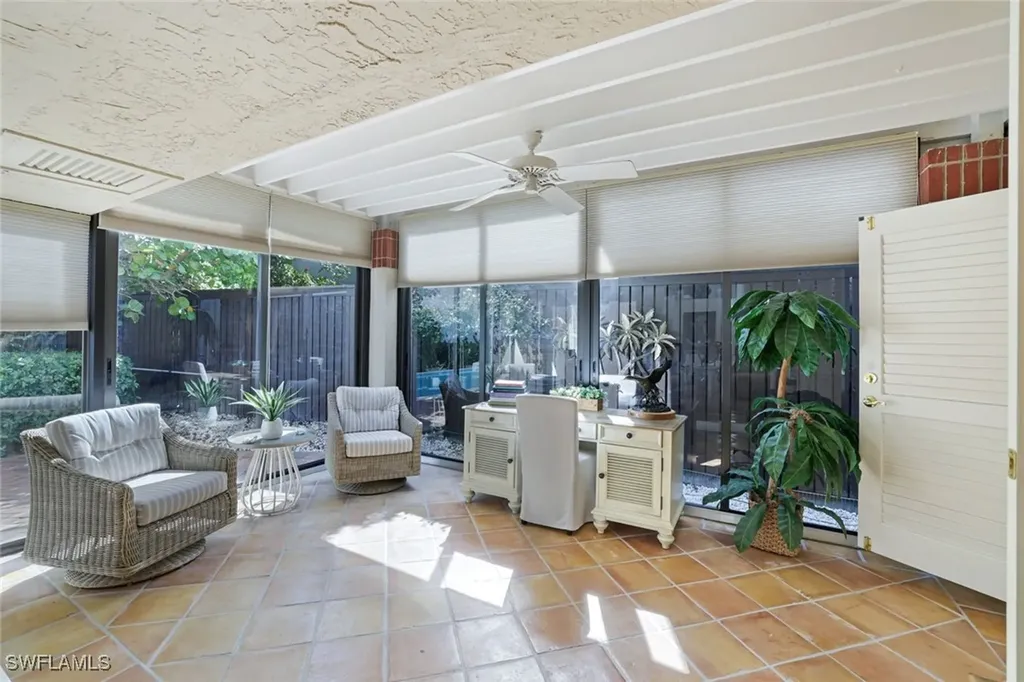 583 Bay Villas Lane Naples FL 34108