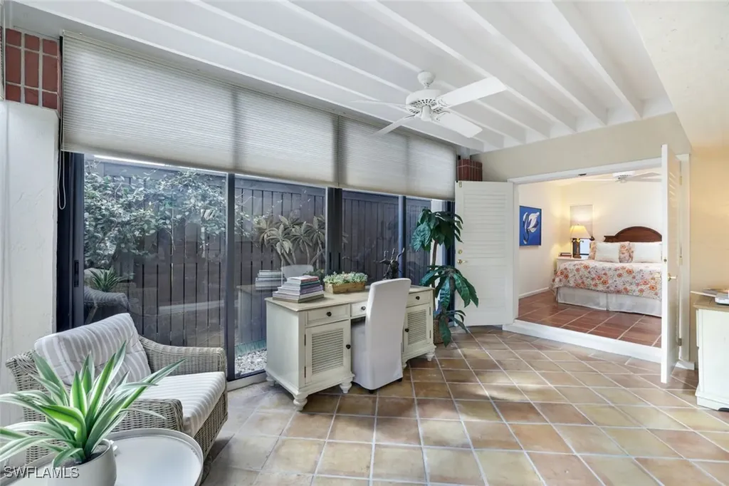 583 Bay Villas Lane Naples FL 34108