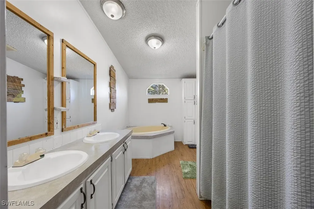 321 Brandy Lane Naples FL 34114