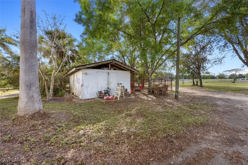 321 Brandy Lane Naples FL 34114