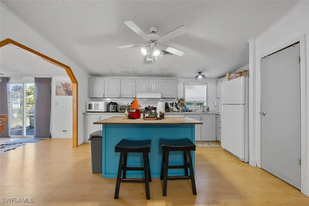 321 Brandy Lane Naples FL 34114