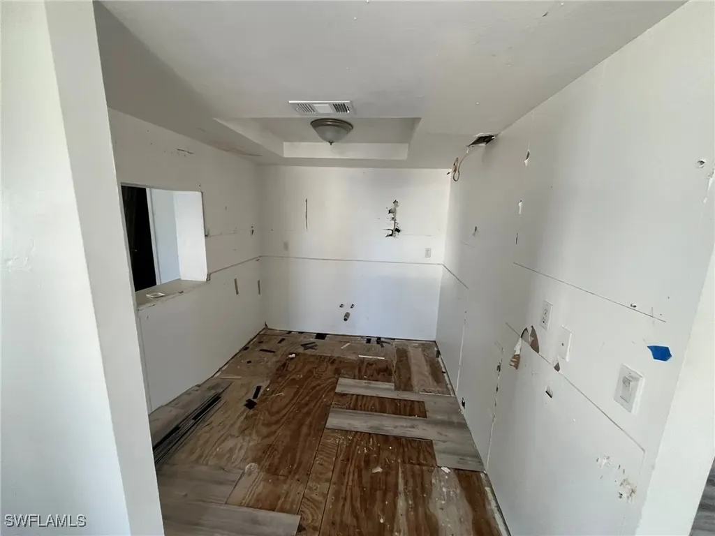 502 13th Street N Naples FL 34102