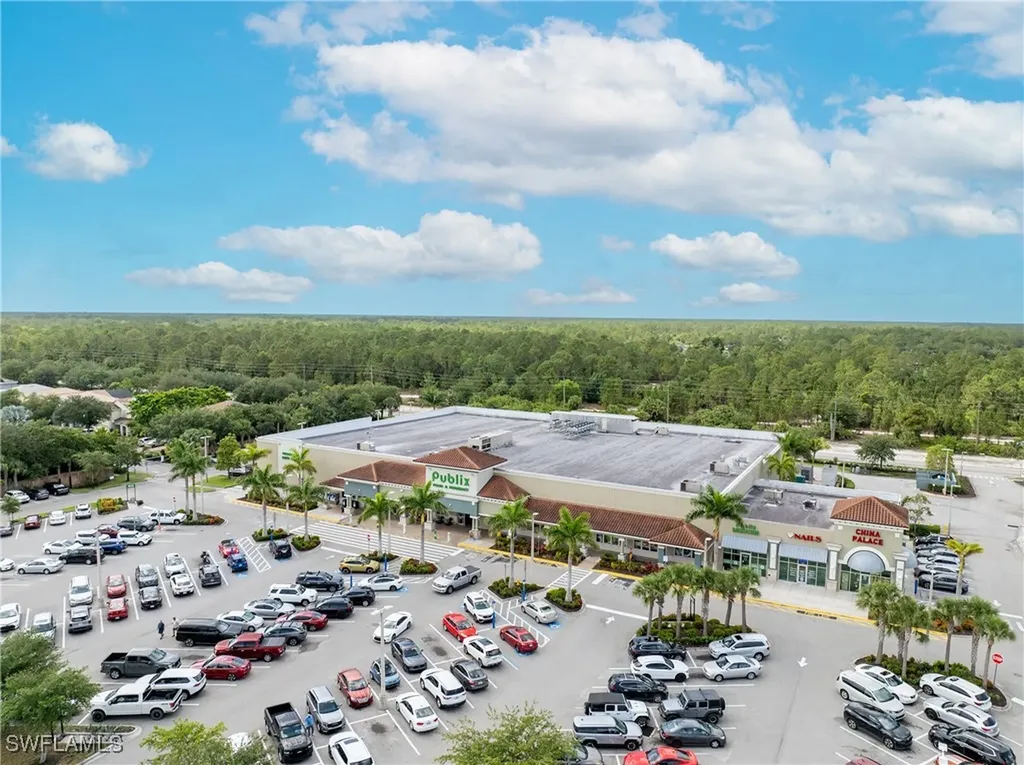 5045 44th Street NE Naples FL 34120