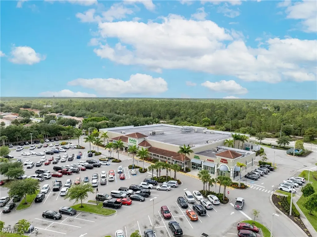 5045 44th Street NE Naples FL 34120