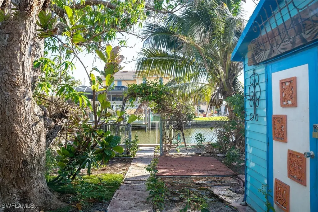 222 1st Street Bonita Springs FL 34134