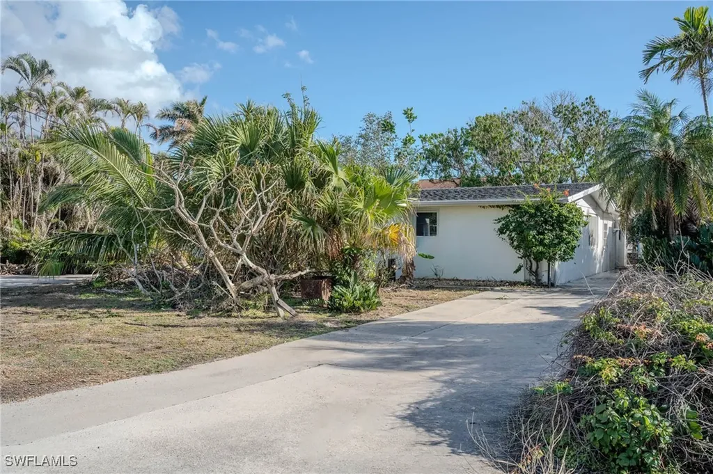 222 1st Street Bonita Springs FL 34134