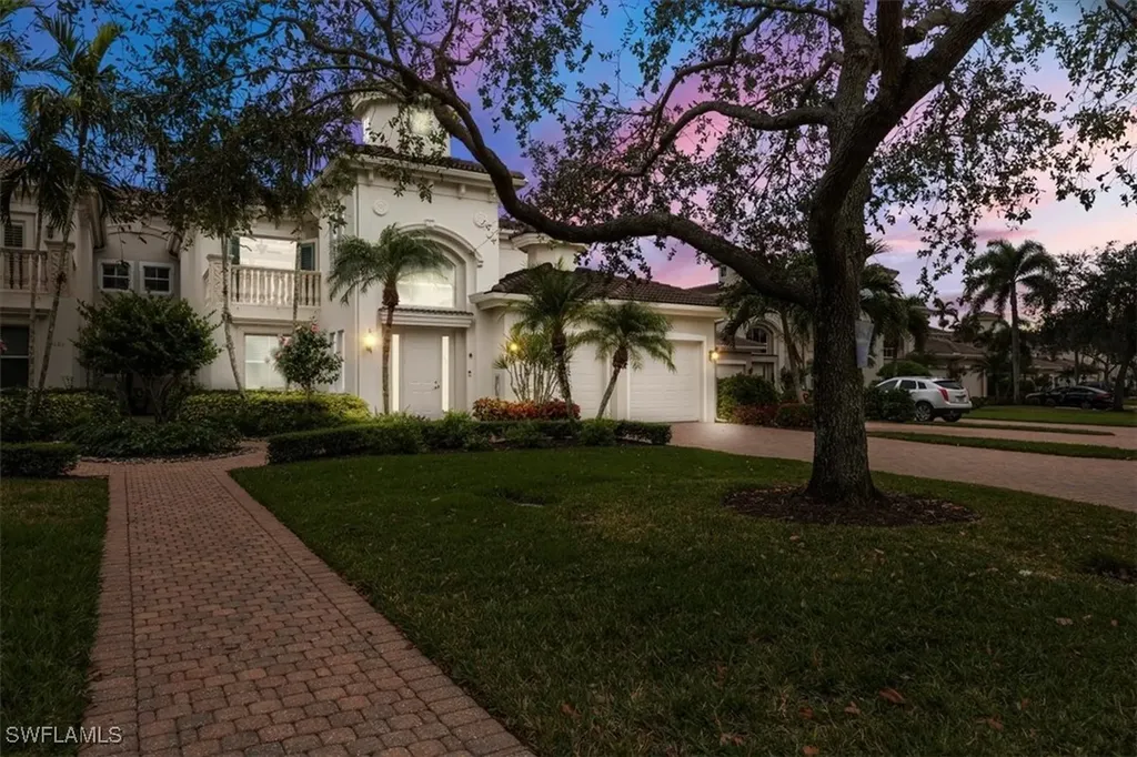 501 Avellino Isle Circle Naples FL 34119