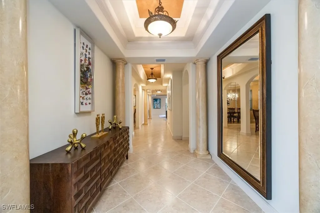 501 Avellino Isle Circle Naples FL 34119