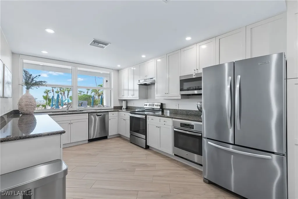 4251 Gulf Shore Boulevard N Naples FL 34103