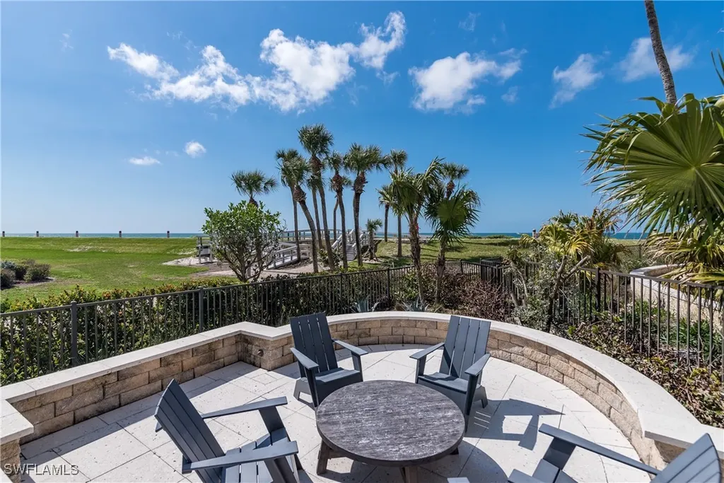 4251 Gulf Shore Boulevard N Naples FL 34103