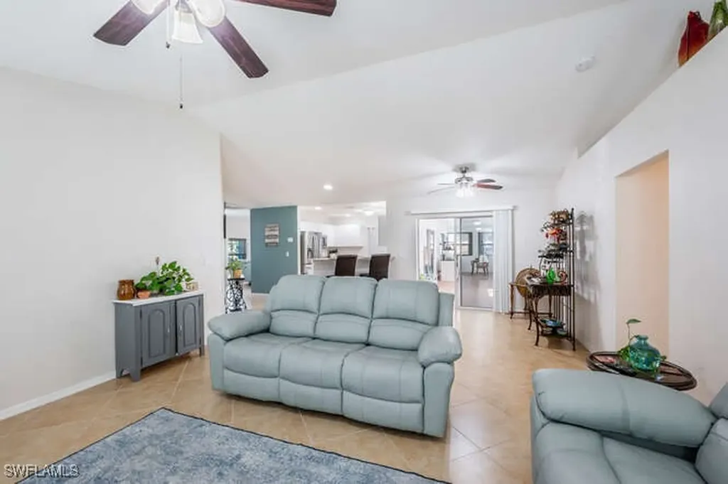 1914 NE 34th Street Cape Coral FL 33909
