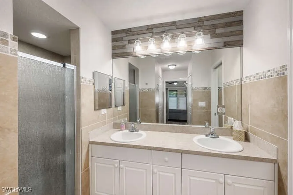 1914 NE 34th Street Cape Coral FL 33909