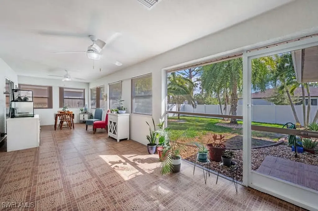 1914 NE 34th Street Cape Coral FL 33909