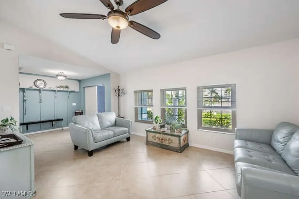 1914 NE 34th Street Cape Coral FL 33909