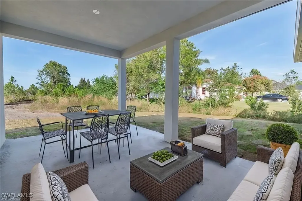 4122 10th Avenue SE Naples FL 34117