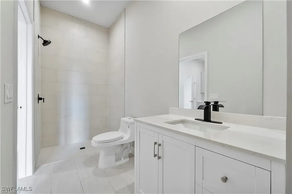 4122 10th Avenue SE Naples FL 34117